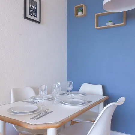 Διαμέρισμα Serene Azure With Riveria View *